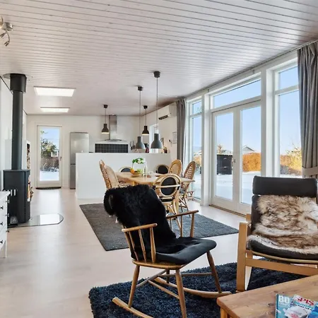 Els - 1-8km From The Sea By Interhome Feriehus